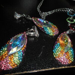 Beautiful necklace with earrings Jewelry Set